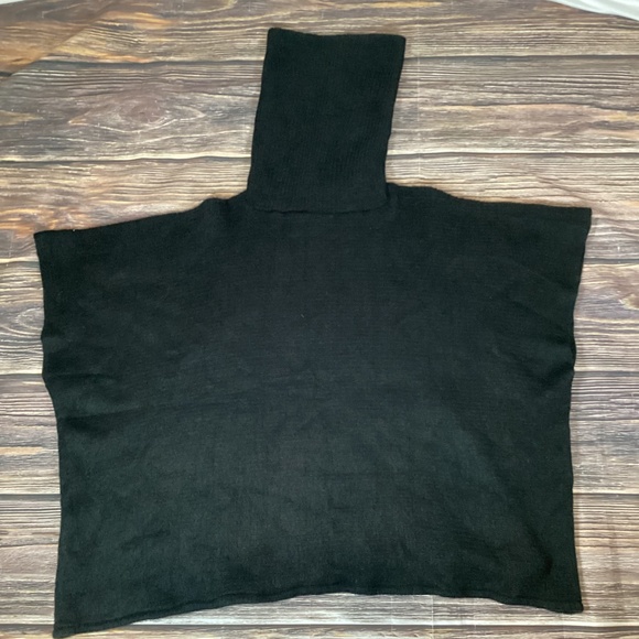 1408. Express Black Turtleneck Sweater NWT Size Large - Picture 4 of 5